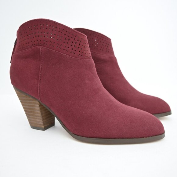 Violet & Red "Lazer" Bootie Suede NWOB - Picture 1 of 7